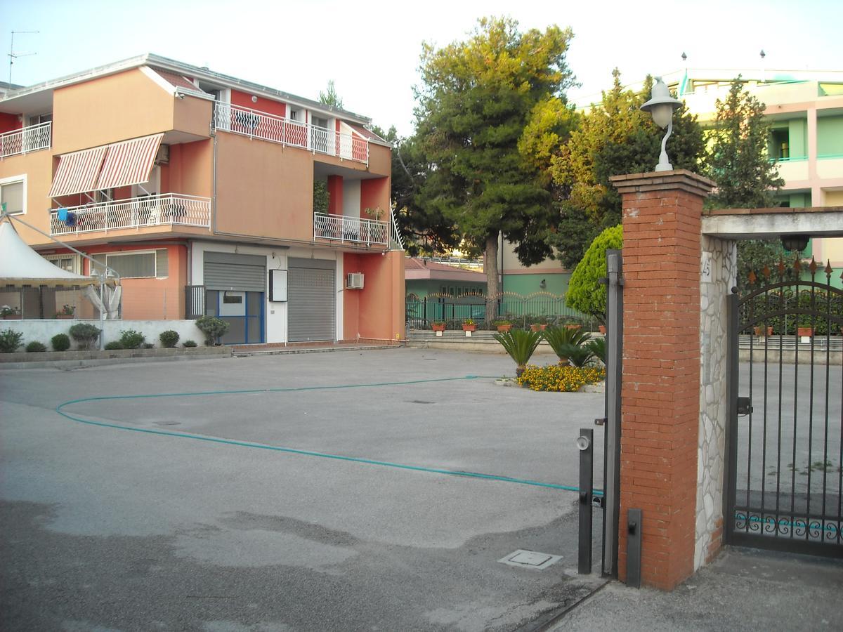 B&B Dal Gallo Battipaglia Dış mekan fotoğraf
